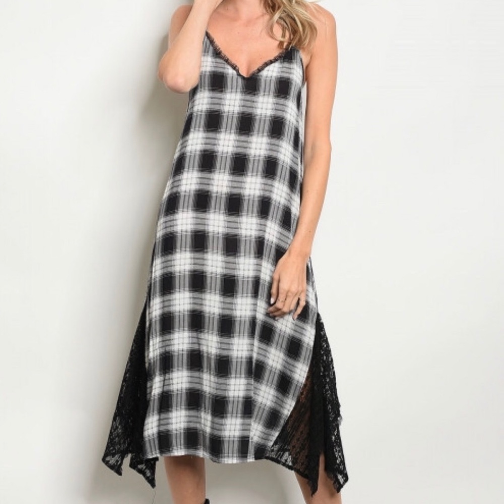 Black and White Plaid Dress - Picture 1 of 8